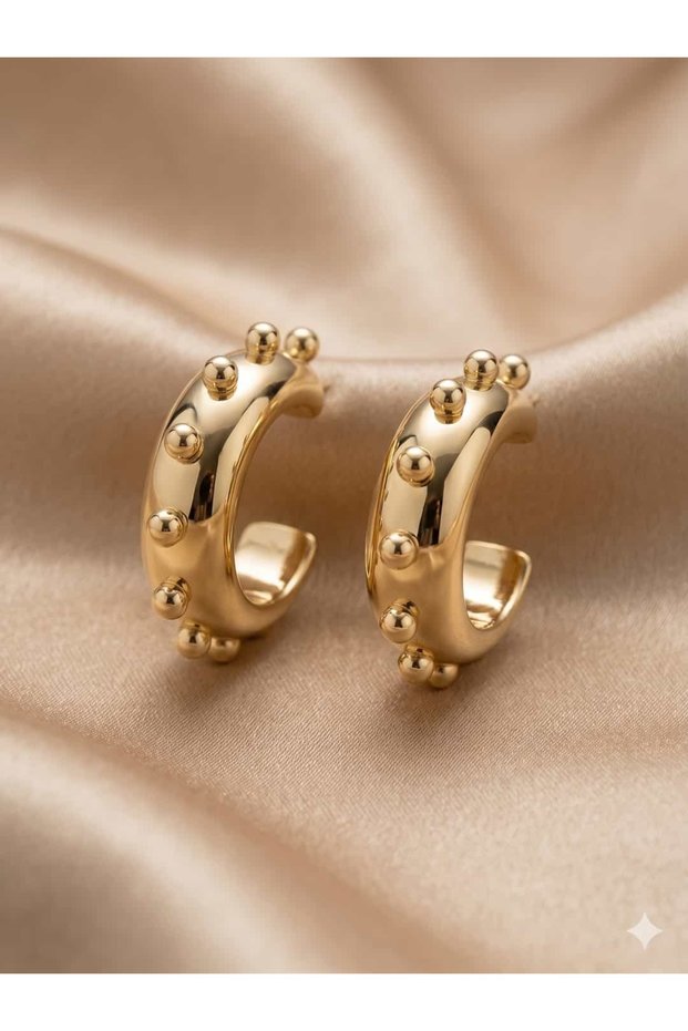 Vintage Stud Xuping Earrings