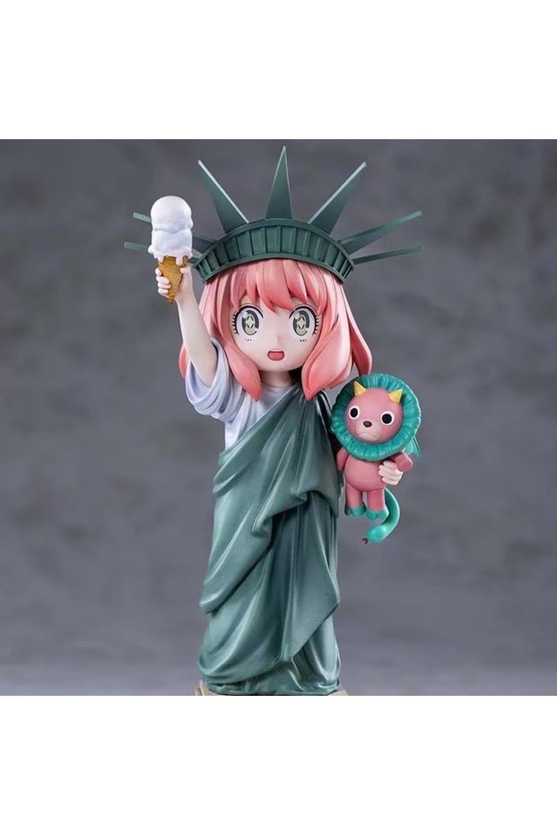 Bandai Anya Forger 19cm Spy×Family Anya Forger Statue Of Liberty Anime Girl Action Figure Model Stat