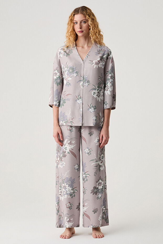 Floral Patterned Loose Cut Pajama Set