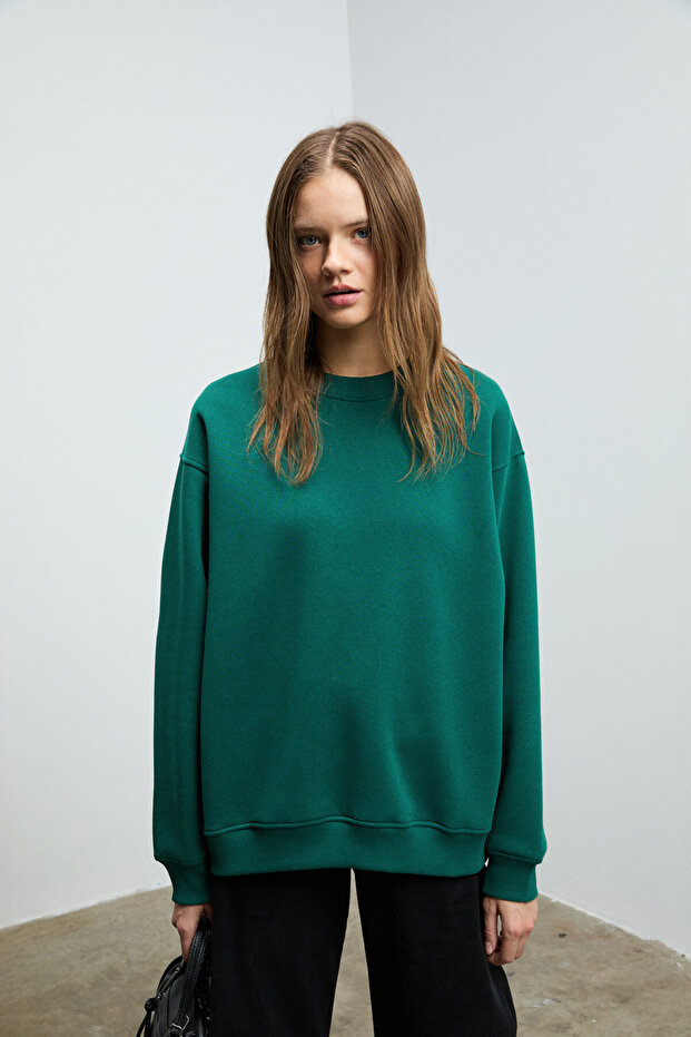 Karius women's organic cotton oversize round neck dark green sweatshirt with fleece lining