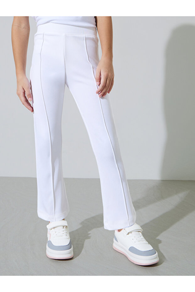 Girls Off-White Solid Fit and Flared Leggings with Pintuck Detail
