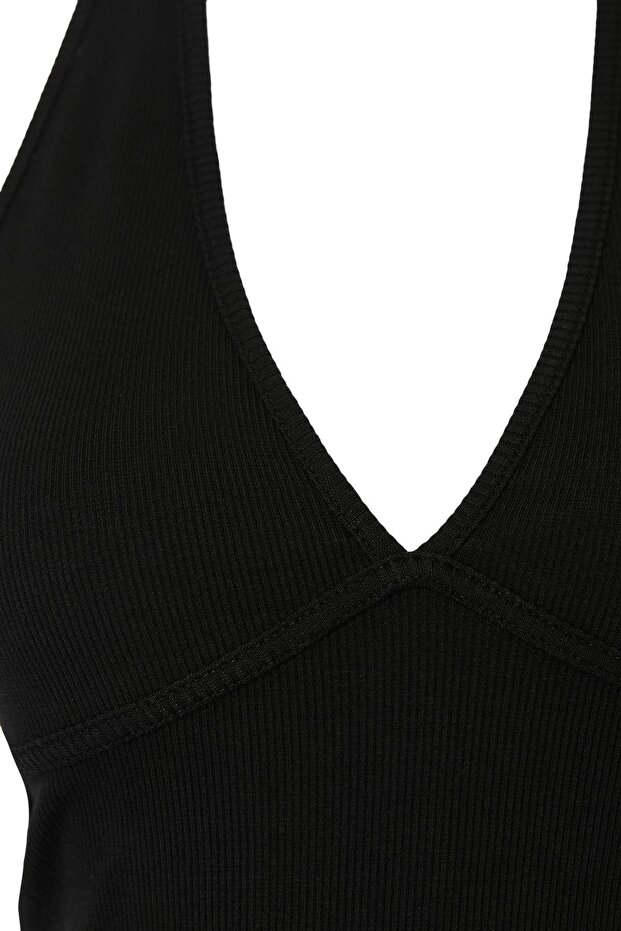 Siyah Fitted/Vücuda Oturan Boyundan Bağlamalı Kolsuz Fitilli Esnek Örme Bluz TWOSS26BZ00763 - 7