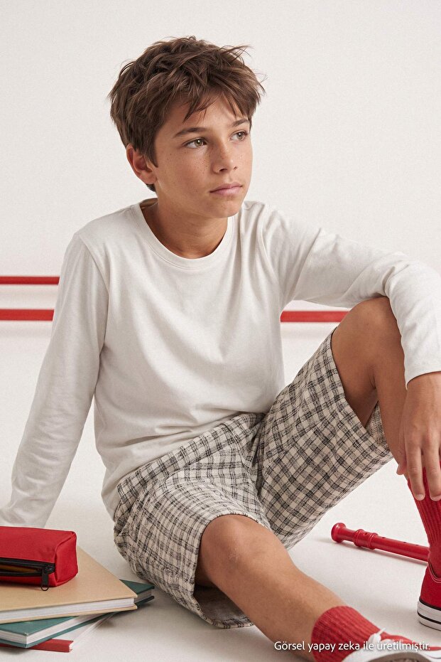 Ecru 100% Cotton Boys' Plain/Basic Crew Neck Knitted School T-Shirt Tkdaw27Ts00010
