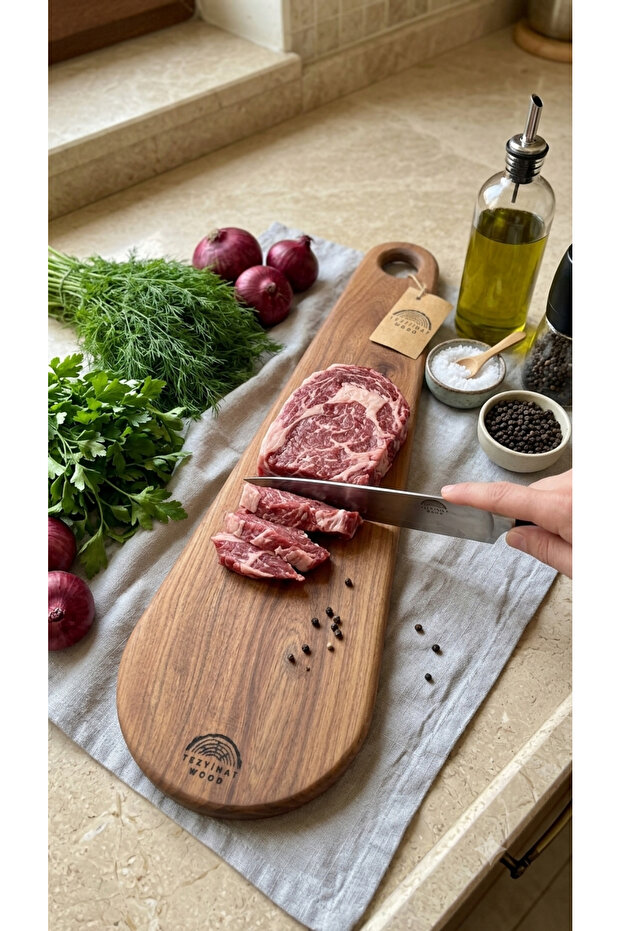 Turunç Series Walnut Wood Cutting Board Large Size