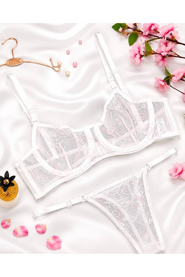 Embroidery Ecru Pink Floral Metal Clasp Bra Set
