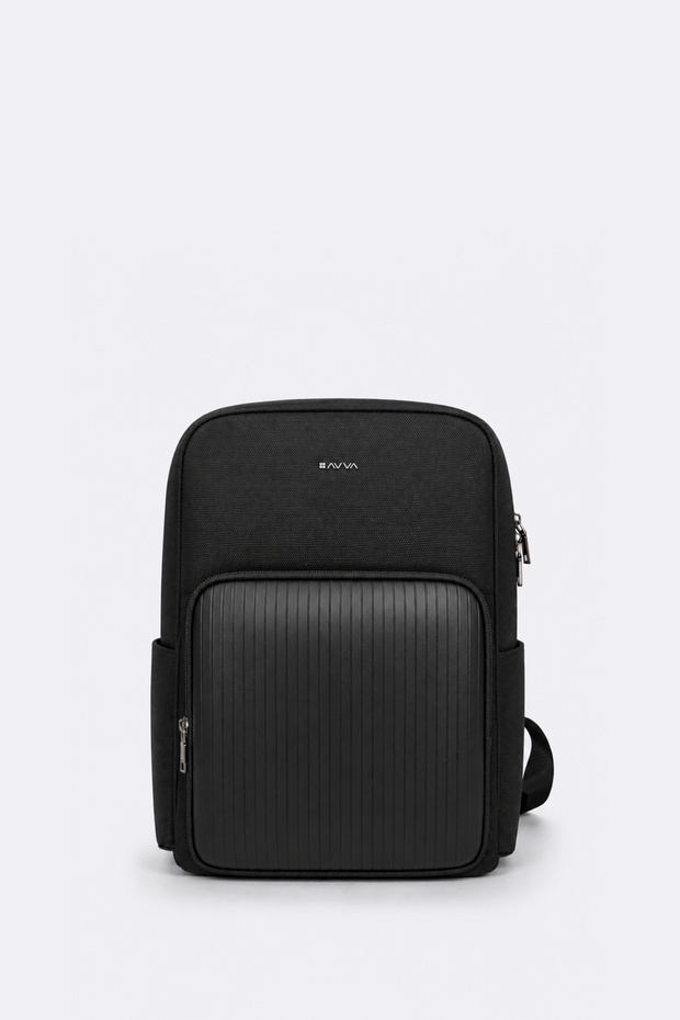 Men's Black Backpack B009761