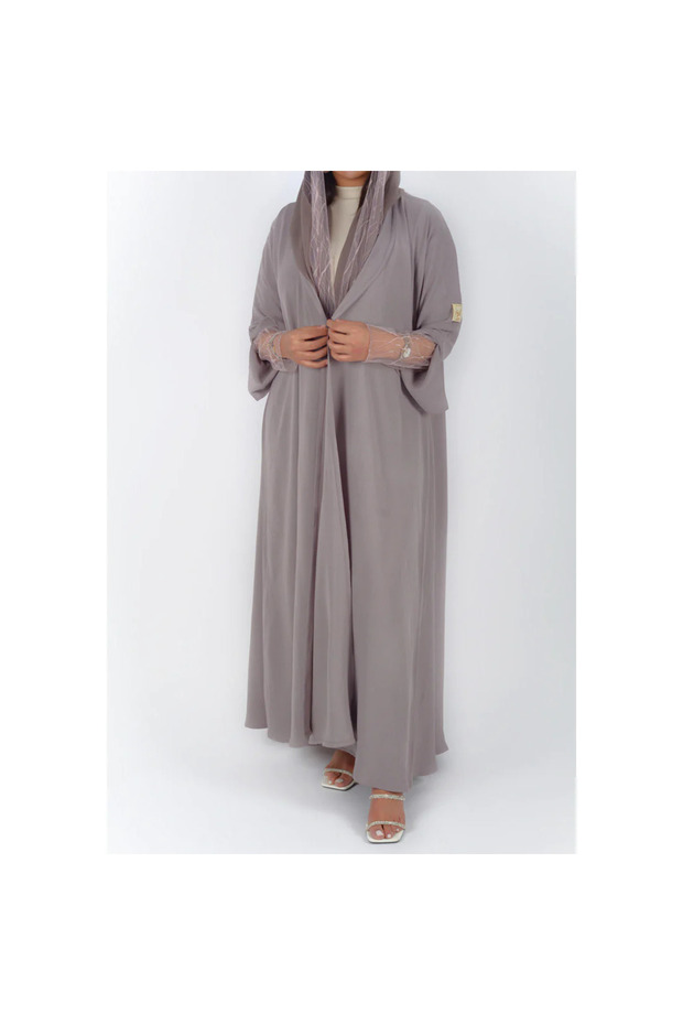عباءة من أثر