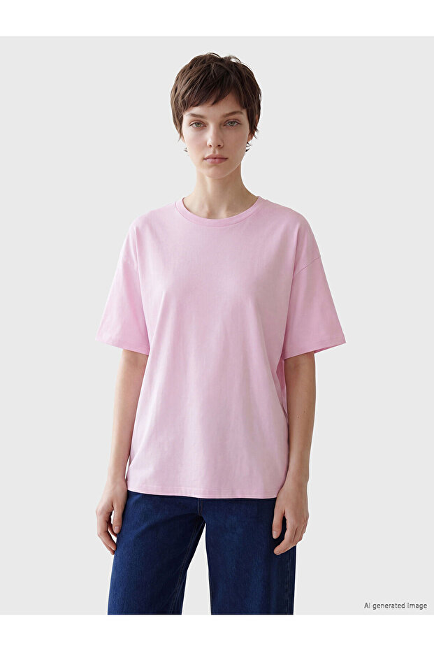 Nevavm Big Size Women's T-Shirt with Difference