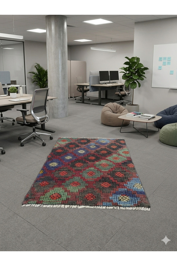 Geometric Patterned Hand-Woven Antique-Looking Small Size Wool Rug Mut8Ar