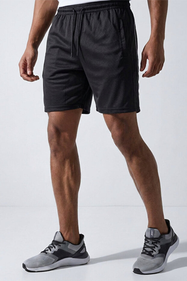 Men's Black Breathable Quick-Drying Zipper Pocket Detailed Back-Pleated Shorts Patterned Fabric