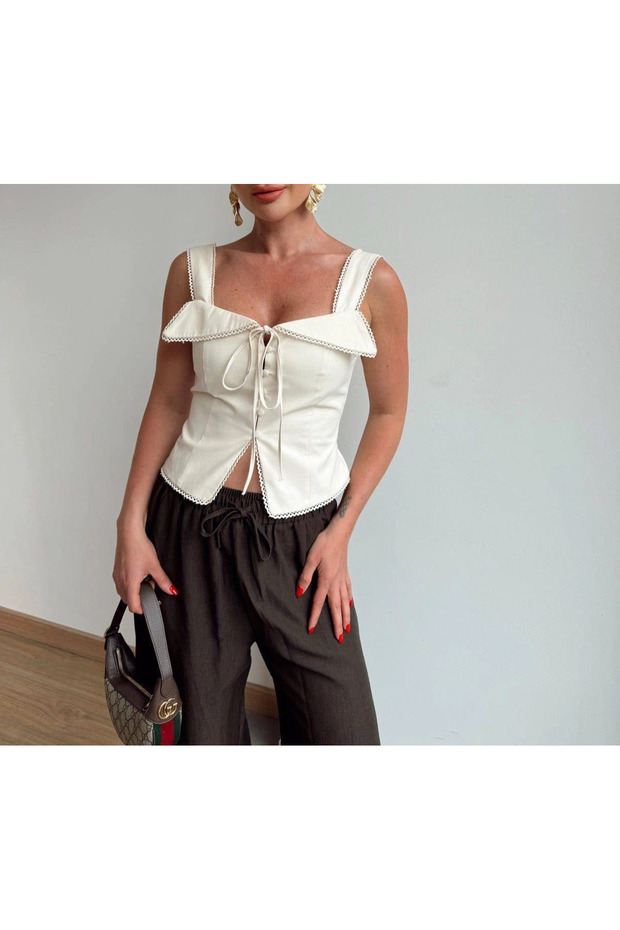 Special Design Collar-Detail Buttoned Women's Blouse with Stone
