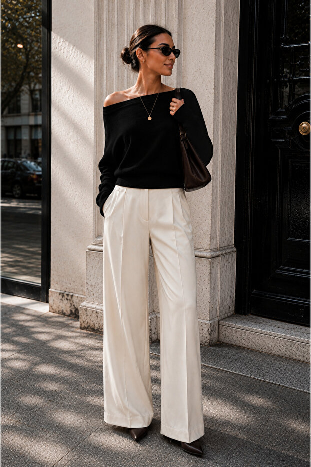Regular Fit Open Shoulder Boat Neck Knitwear Sweater