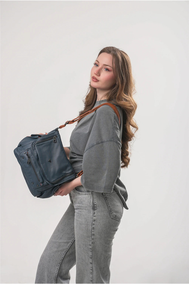 18165 Women's Shoulder Bag
