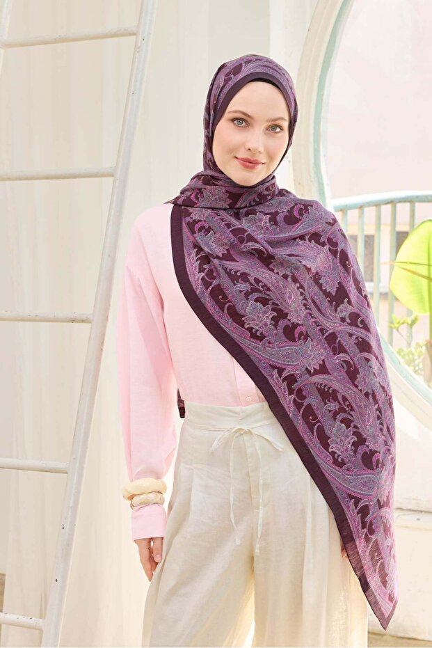 Urban Hours Shawl Pattern Mayda Shawl