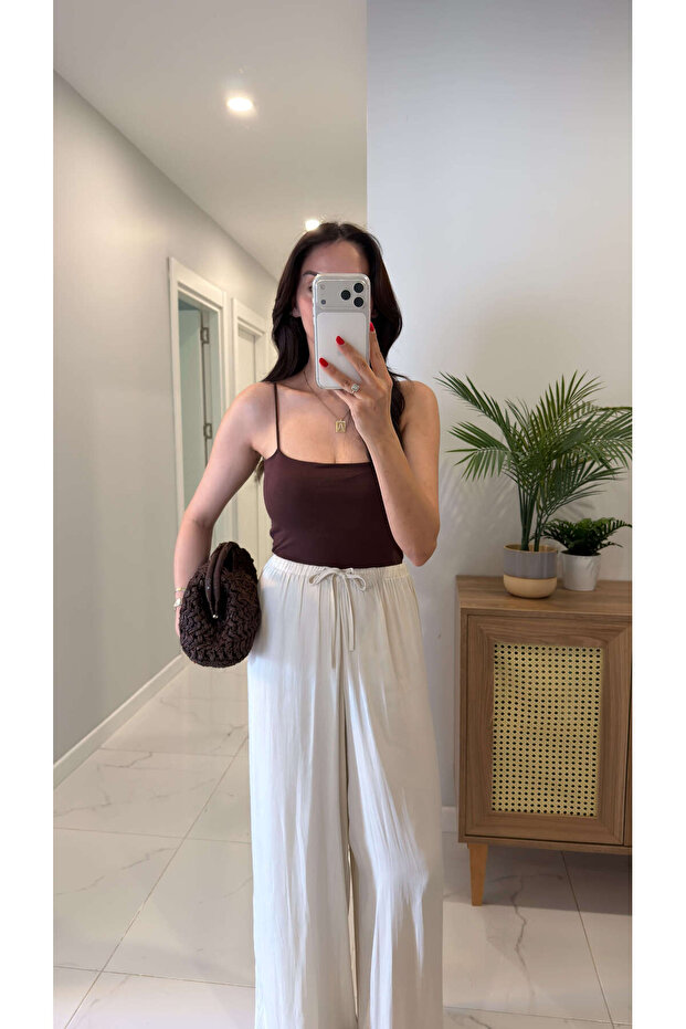 Jeran Kahve String Strap Crop