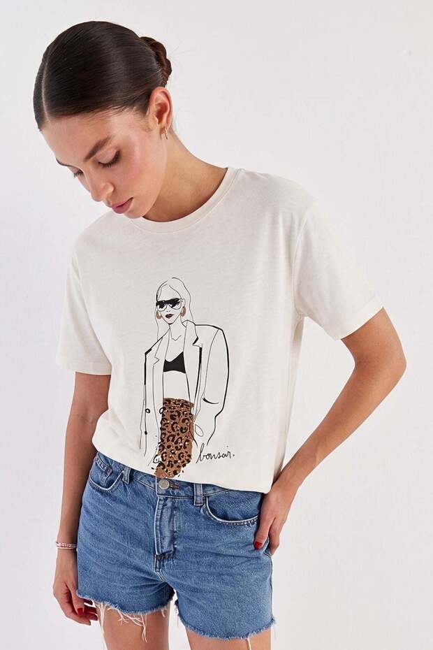 Women's Figured T-Shirt Ecru