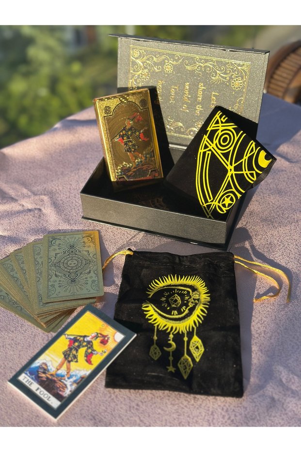 Gold Foil Tarot Set / Gold Gilded, Waterproof, Pvc Tarot Cards, High Quality, Special Box with Magnet, and Tarot Equipment (Black)