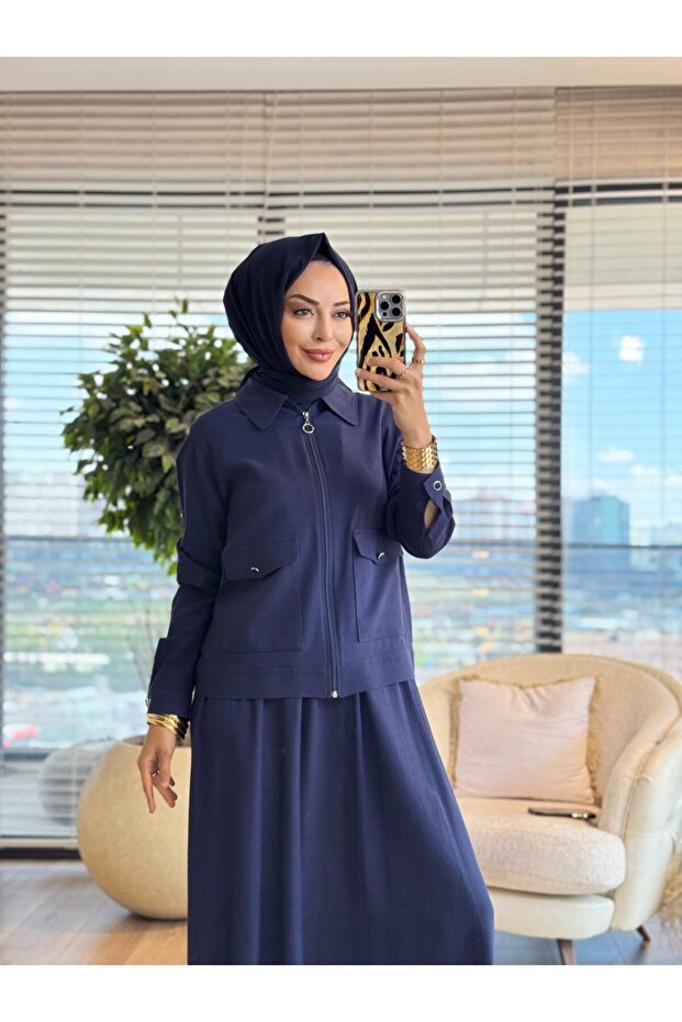 2618 طقم مارتن كتان باللون الأزرق الداكن
