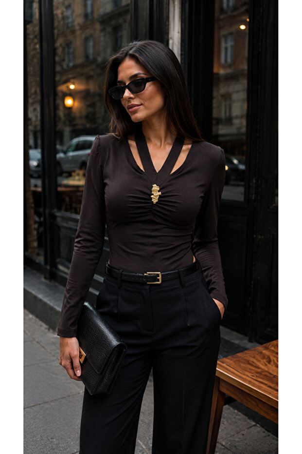 Women's Neck Strap Buckle Bluz