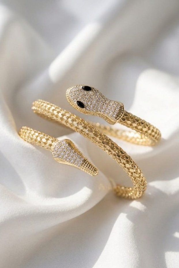 Italian Style Spiral Snake Design Luminous Bracelet