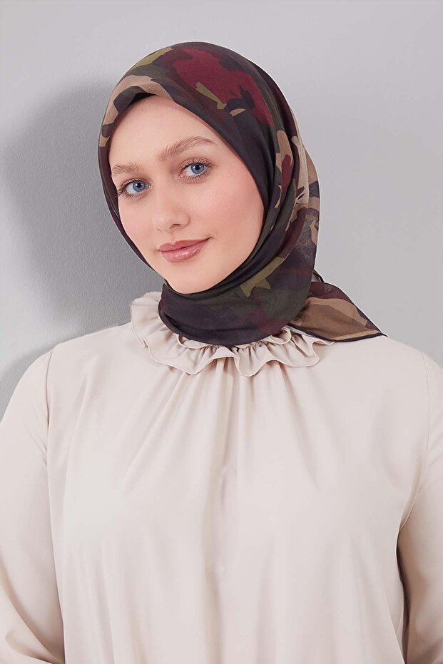 وشاح من الحرير والقطن بنمط مختلط باللون الأخضر