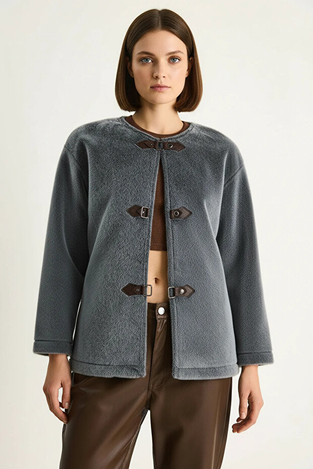 Women's Leather Buckle Detailed Lined Wool Textured Short Smoked Coat