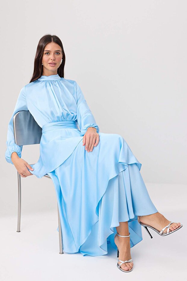 Açık Mavi Beli Drape Detaylı Parlak Kumaşlı Dokuma Tesettür Abiye TCTSS24DB00050
