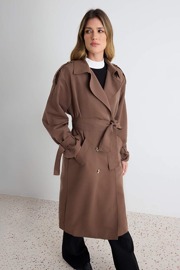 Kahverengi Oversize Kuşaklı Trençkot TWOSS21TR0005 - 2