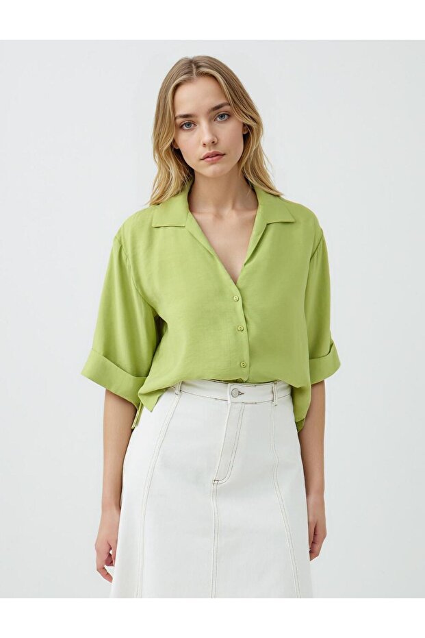 Green Straight Cut Elbow Sleeve Short Woven Shirt