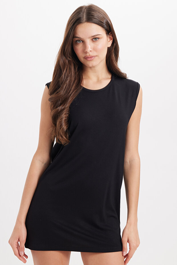 Women's Relax Fit Comfortable Cut Crew Neck Viscose Fabric Lycra Sleeveless Black Athlete Tunic