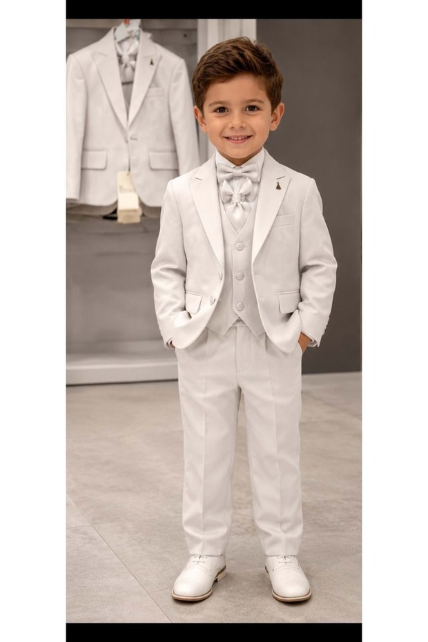Boy's Suit Cream