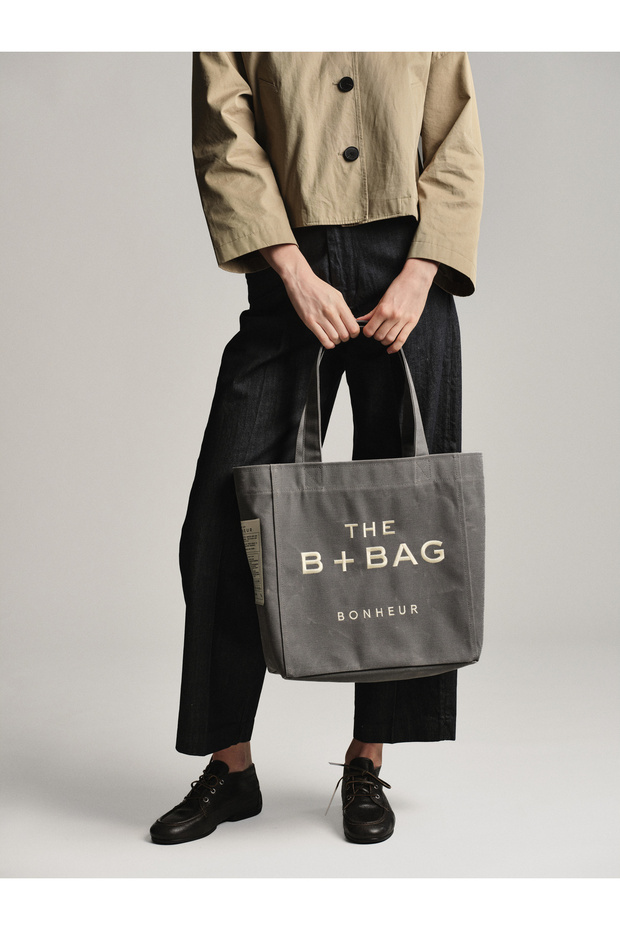 Canvas Ghost Gray Medium Tote Bag - 7