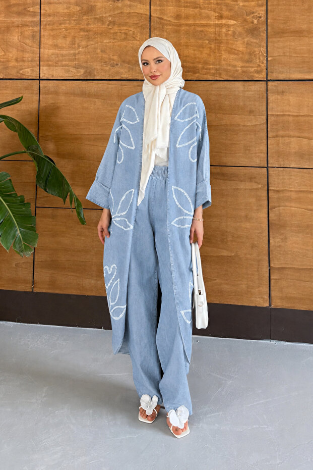 Women's Embroidered Bat Sleeve Jeans Set