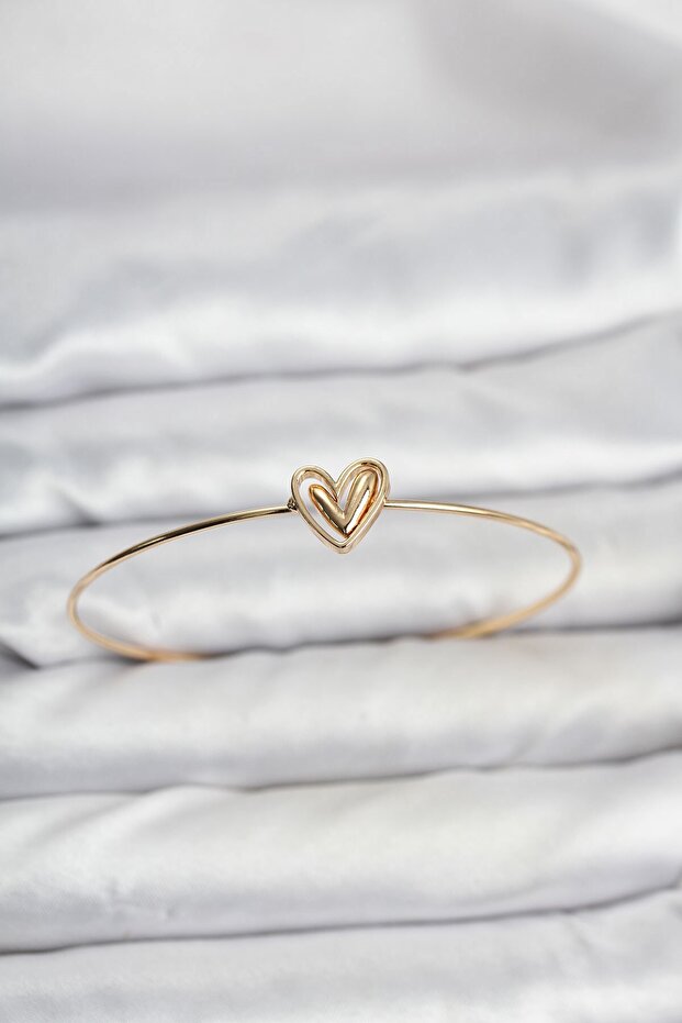Heart Model Gold Color Bracelet