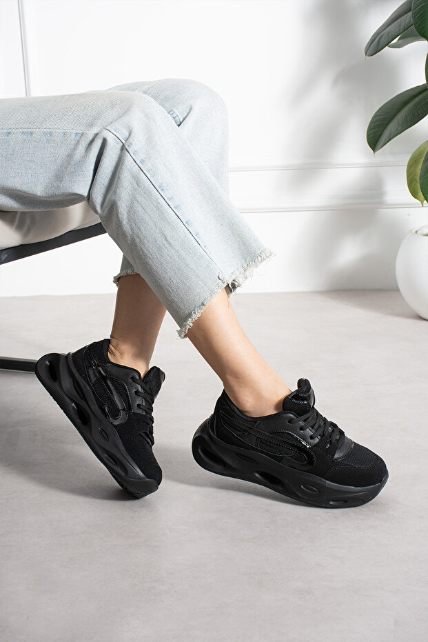 Black Women's Sneaker Casual High-Style Shoes