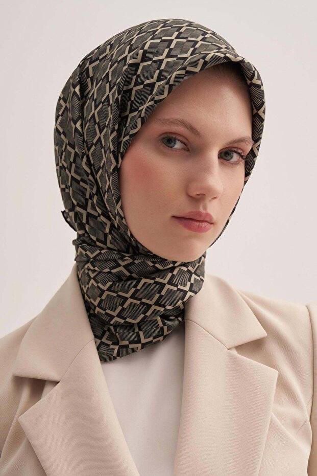 وشاح حرير - 8975701-311 - سورة