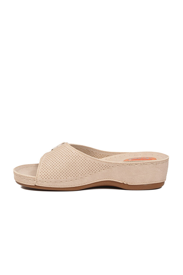 Ayakmod Beige Women's Slippers 09-701 Z