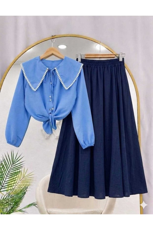 Women's Strawberry Fabric Skirt with Shirt Collar Detail and Pockets -0530