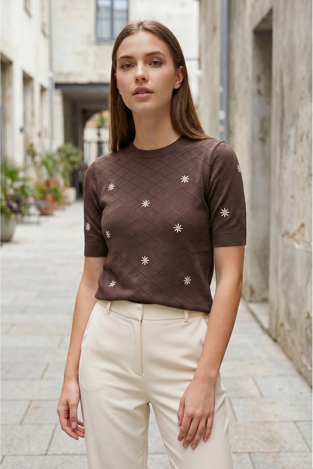 Floral Embroidery Openwork Detailed Women's T-Shirt