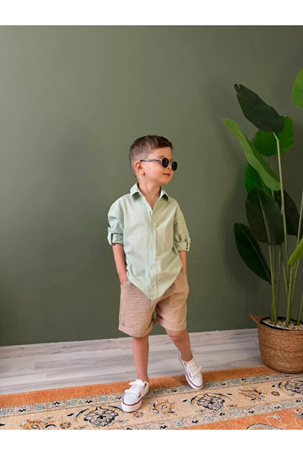 Water Green Shirt Cream Shorts Boys' Set