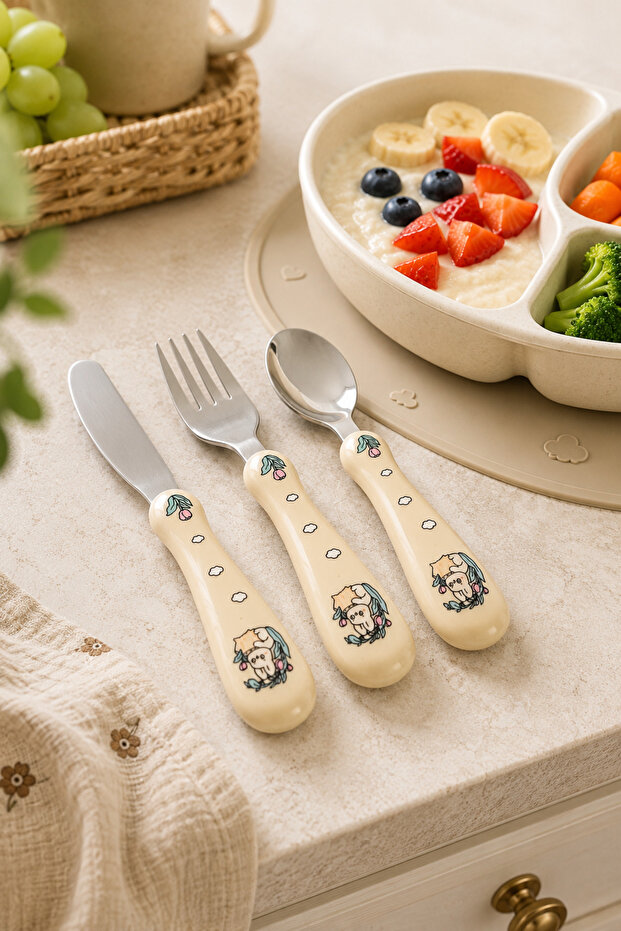 Stainless Steel Children's Food Spoon Set with Ergonomic Handle 3 Piece Fork Spoon Knife Set
