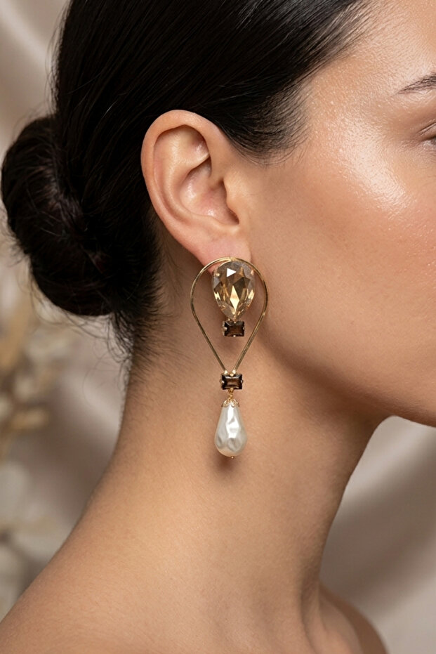 Stone and Pearl Flying Balloon Earrings 8 Cm.