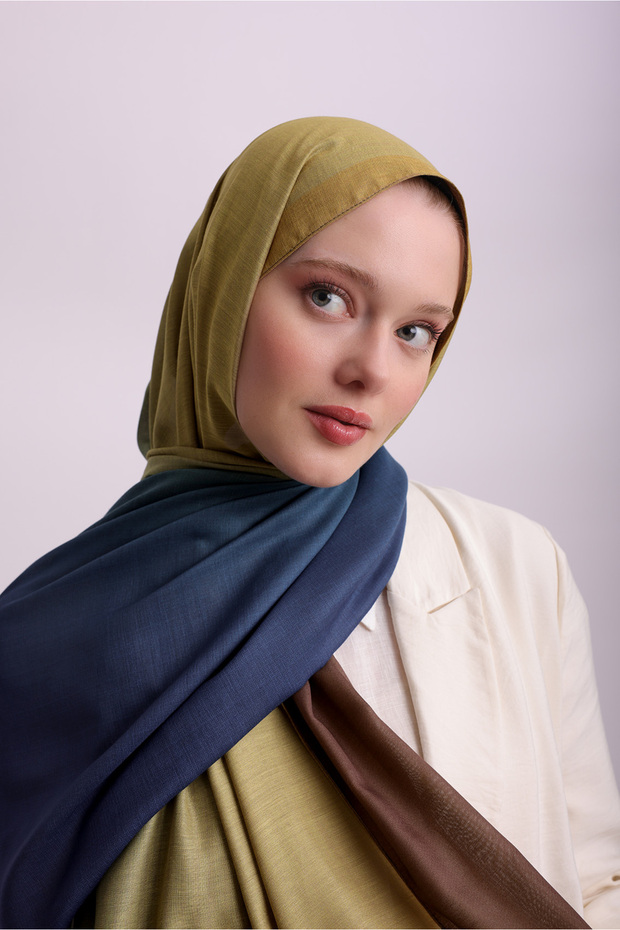 شال مزدوج الجوانب بنمط متدرج الألوان - أزرق بني خردل