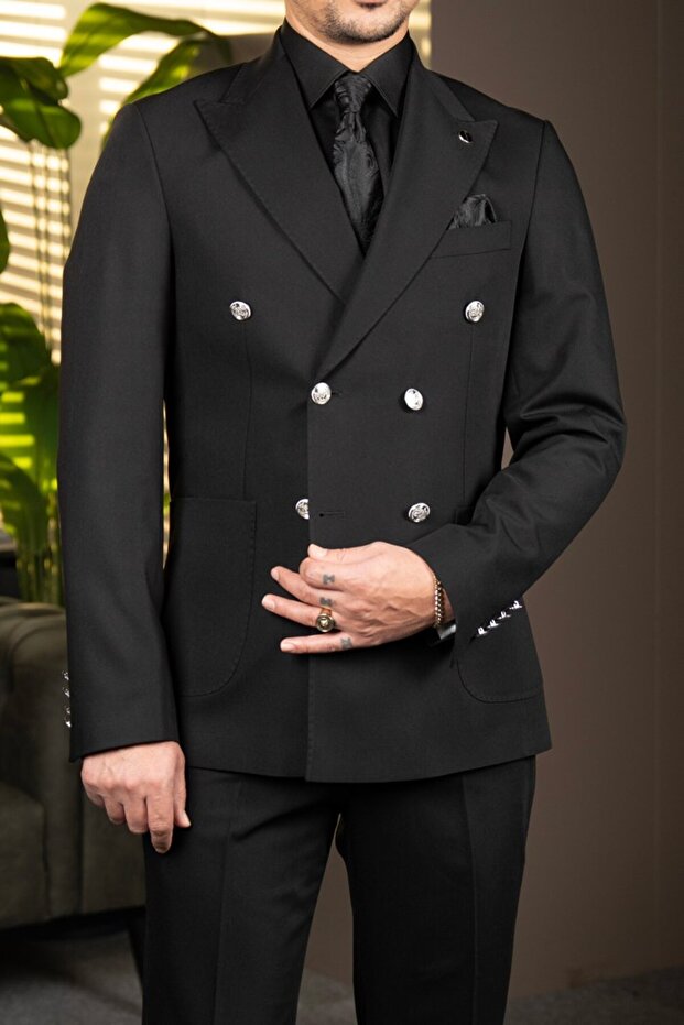 Limited Edition Double-Breasted Suit Black