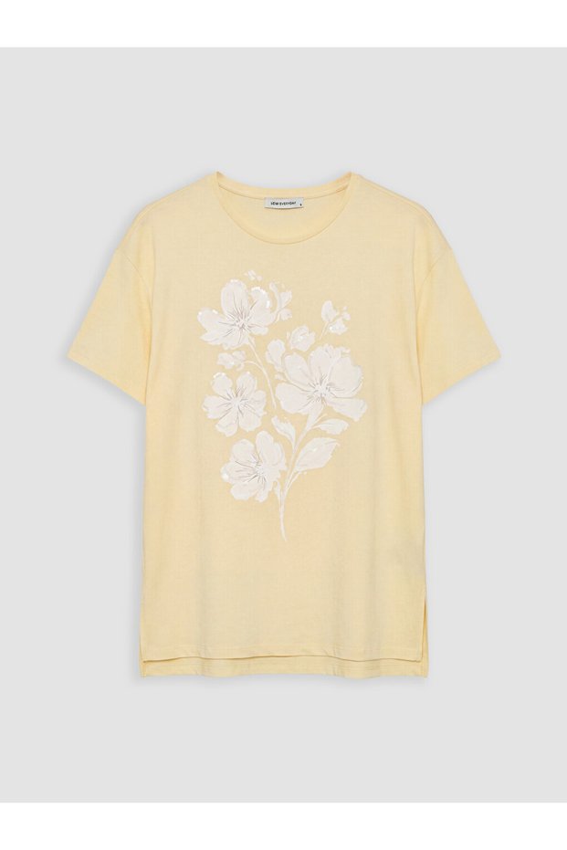 New season beige crew neck sequin embroidered women's t-shirt from gulis clothing