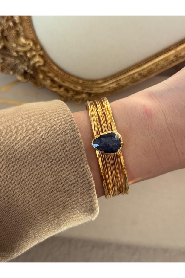 Filigree Aura Root Sapphire Clamp Bracelet