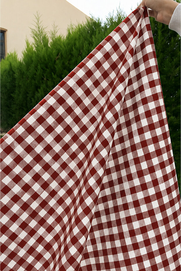 Piti Checkered Table Cloth, Picnic Blanket, Multi-Purpose Blanket