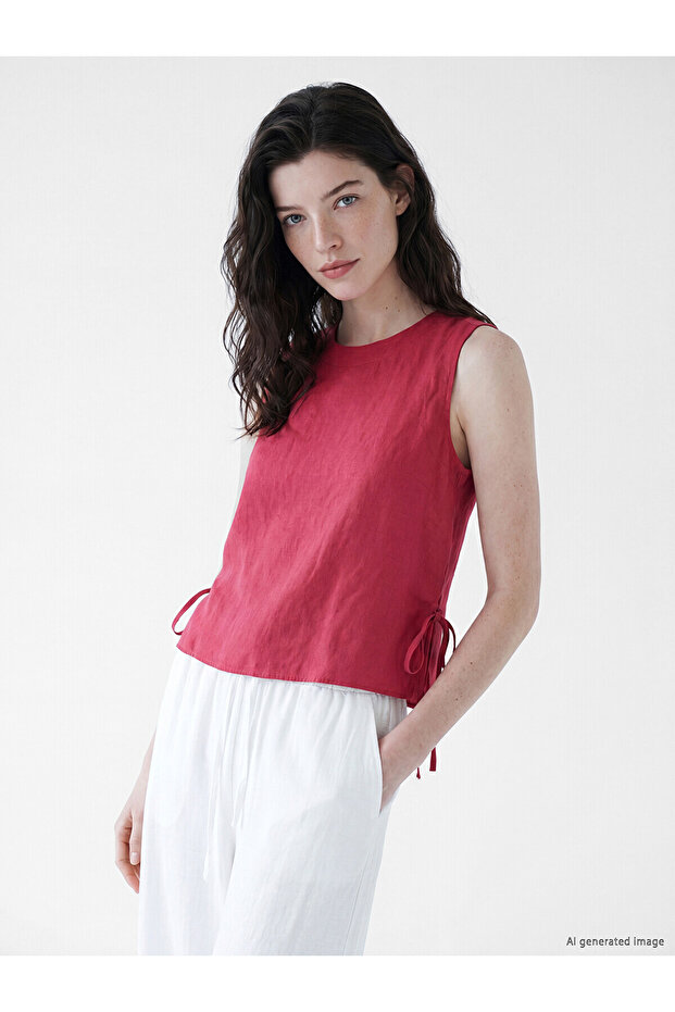 Nevavm 100% Linen Blouse with Detailed Binding at the Hem