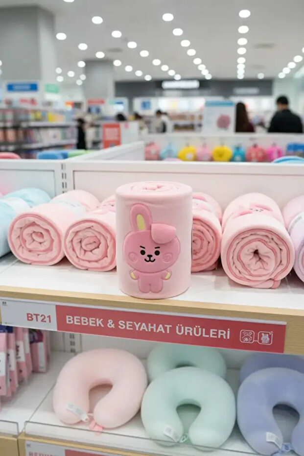 بطانية أطفال مرخصة من BT21 - مزخرفة ثلاثية الأبعاد وذات ملمس ناعم