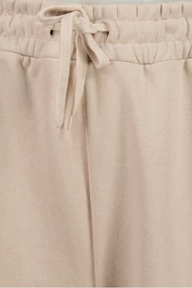 Men Graphic Print Basic Shorts, Beige - 5